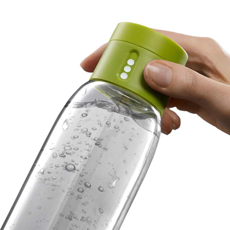 Dot, une bouteille d’eau qui mesure votre consommation