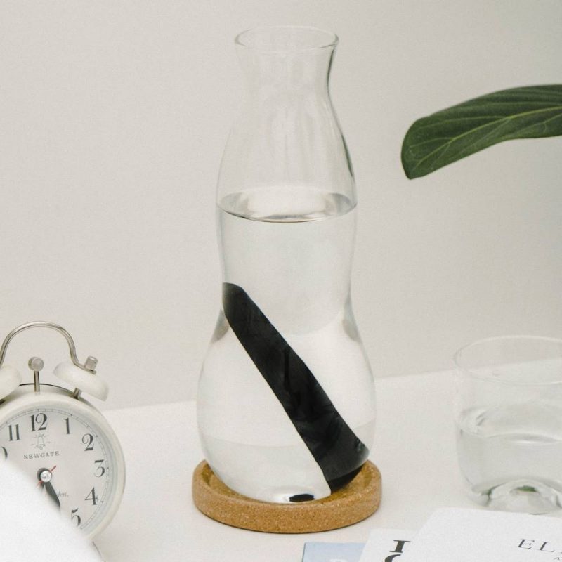 Carafe personnelle avec verre, un carafe d'eau pour usage personnel