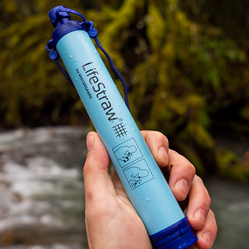 Pailles Lifestraw, une paille filtrante compacte et légère