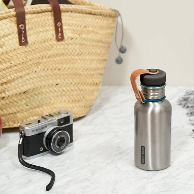 Water bottle, bouteille d'eau en inox de black blum